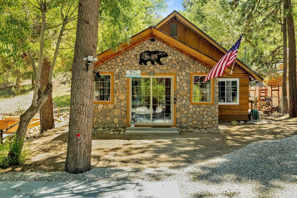 Lily's Bear Cabin #2544 - Image 27