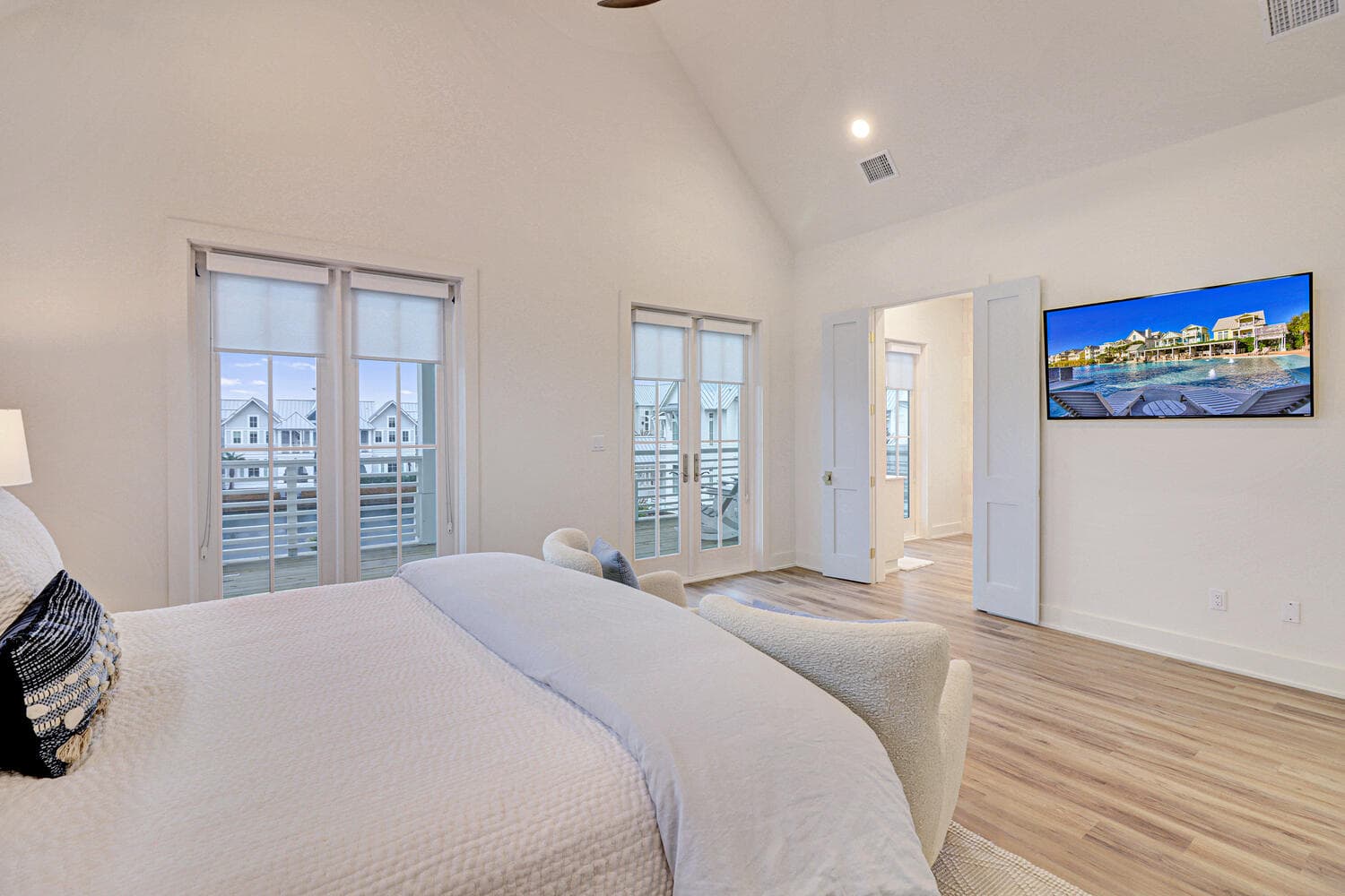 Lime in the Coconut - Image 24