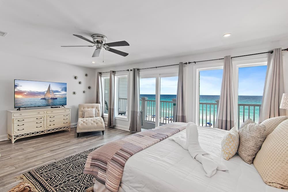 Little House on the Beach - Image 3