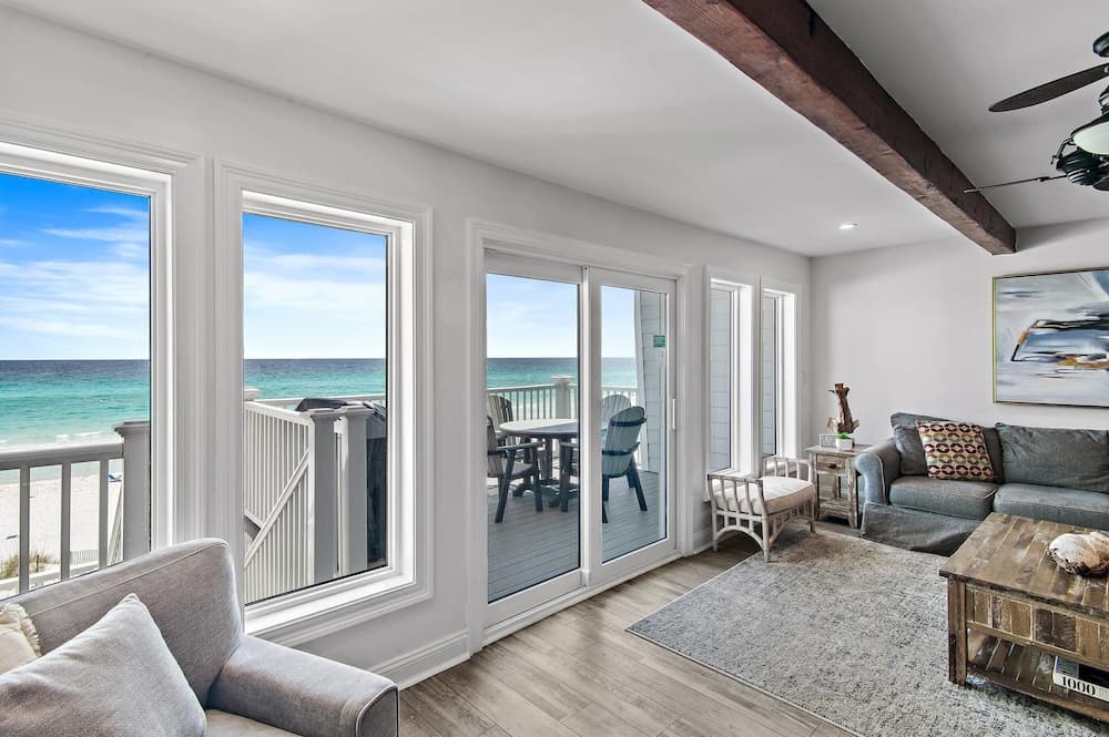 Little House on the Beach - Image 31