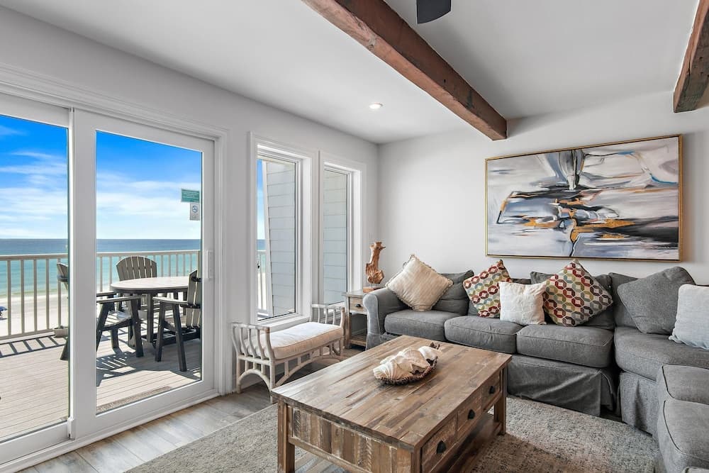 Little House on the Beach - Image 35