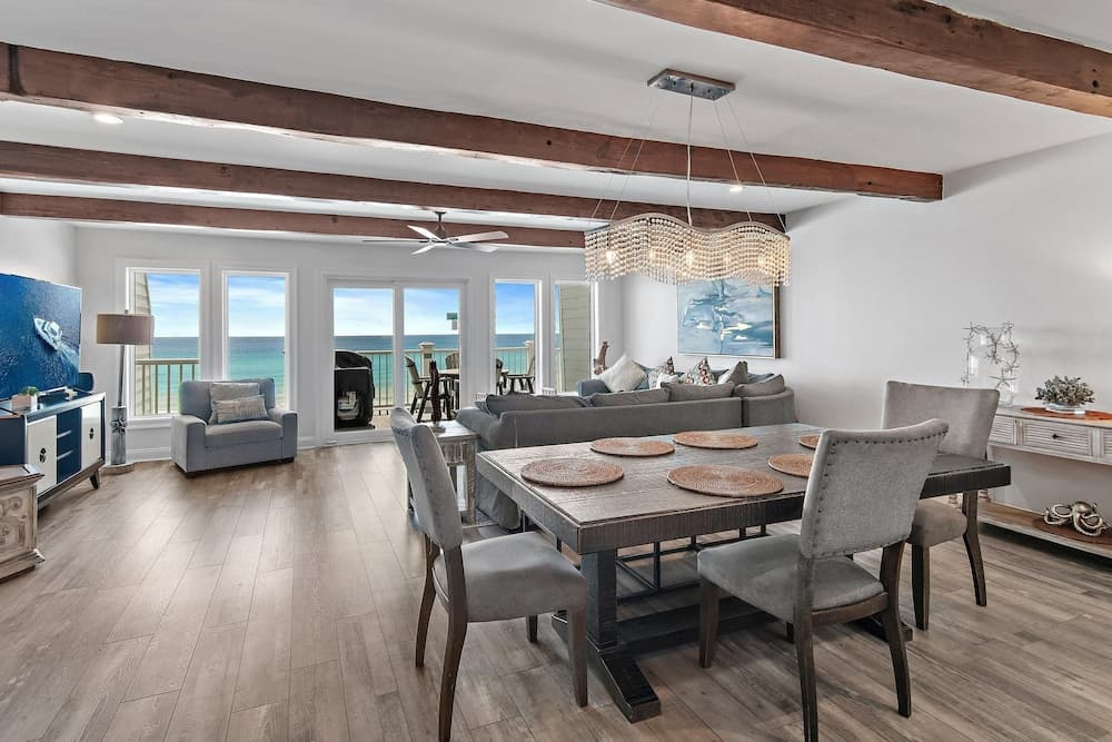 Little House on the Beach - Image 36