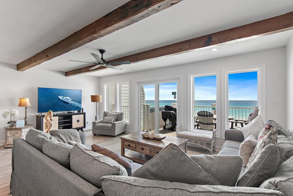 Little House on the Beach - Image 39