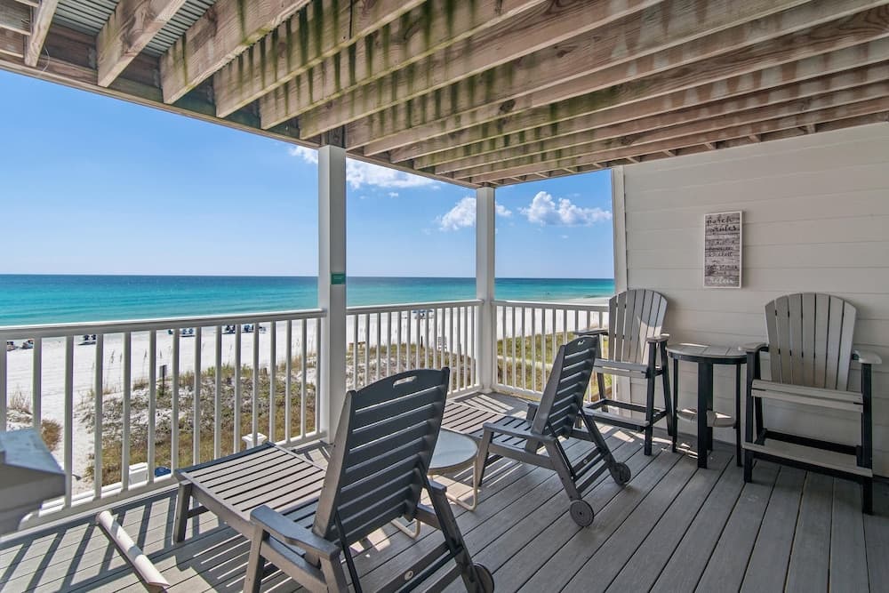 Little House on the Beach - Image 2