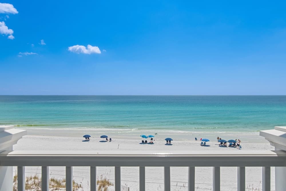 Little House on the Beach - Image 83
