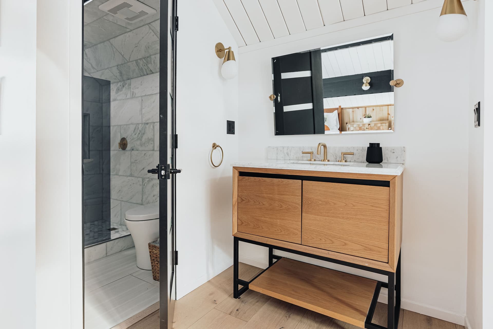 Little Pine Chalet - Image 20