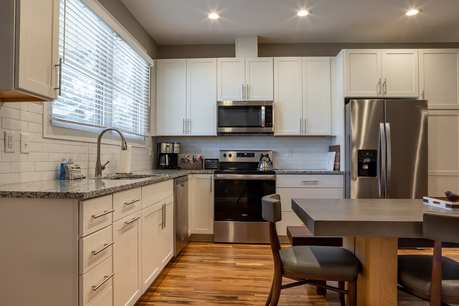 Little Sparrow - Image 16