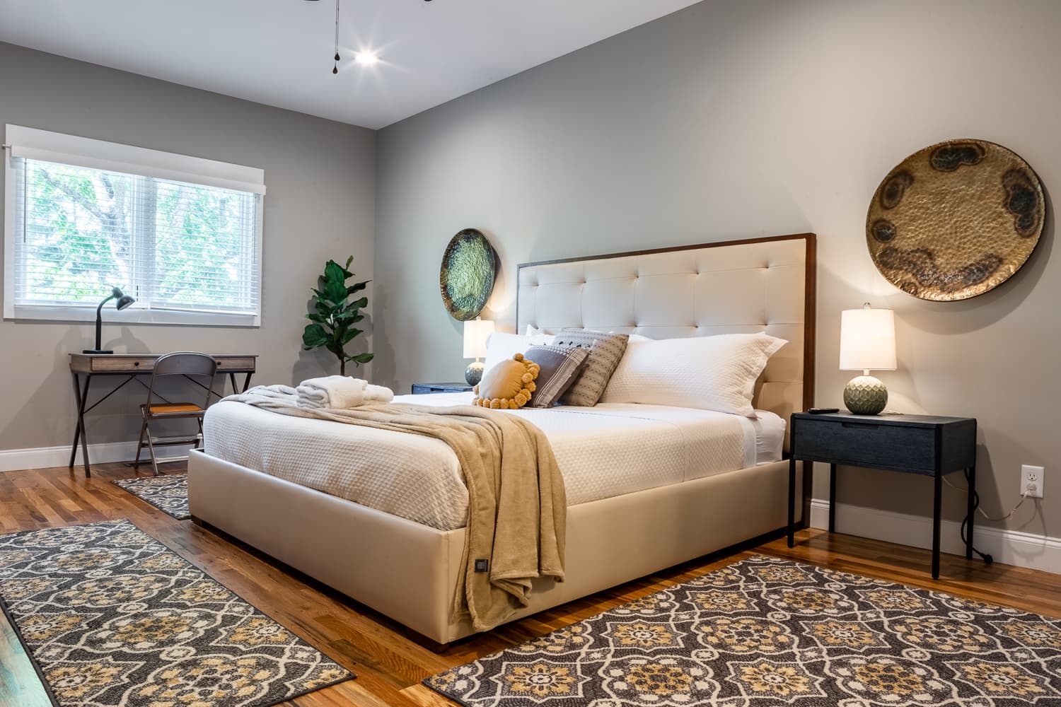 Little Sparrow - Image 30