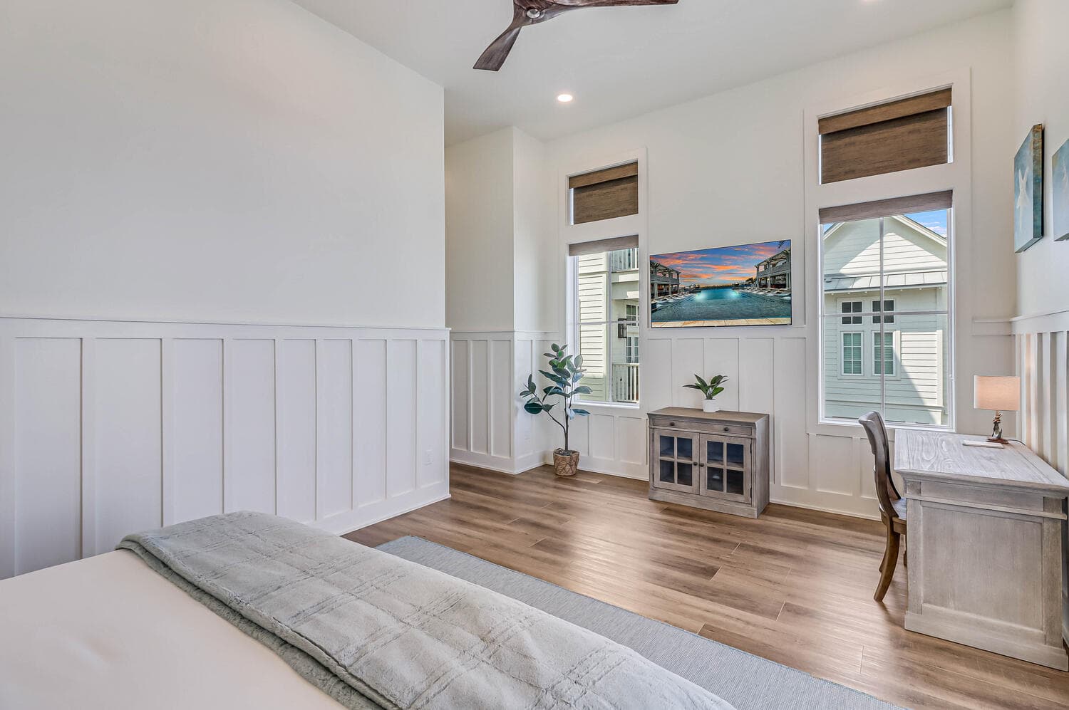 Livin' the Dream - Image 27