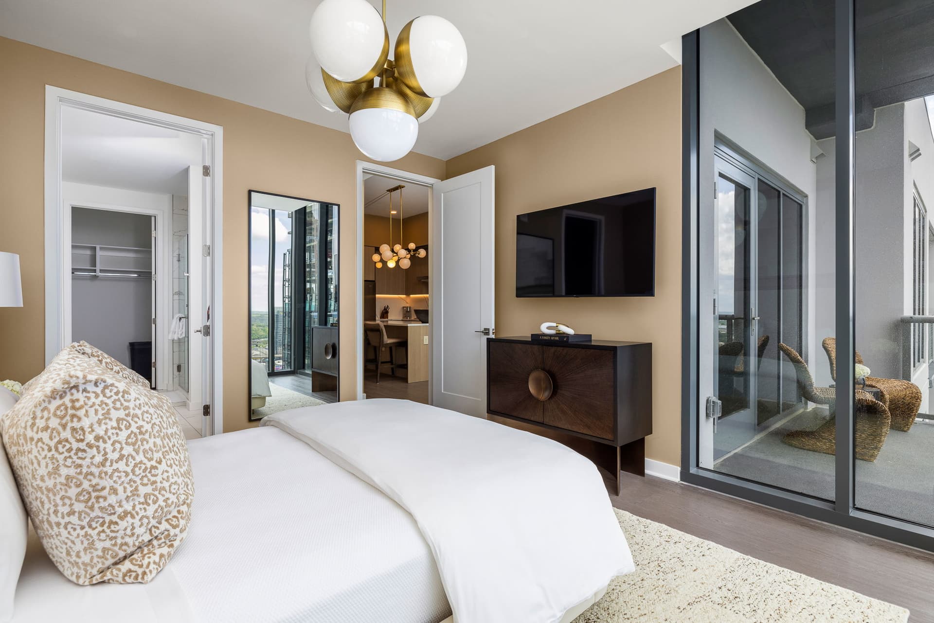 Living Daylight - Image 7