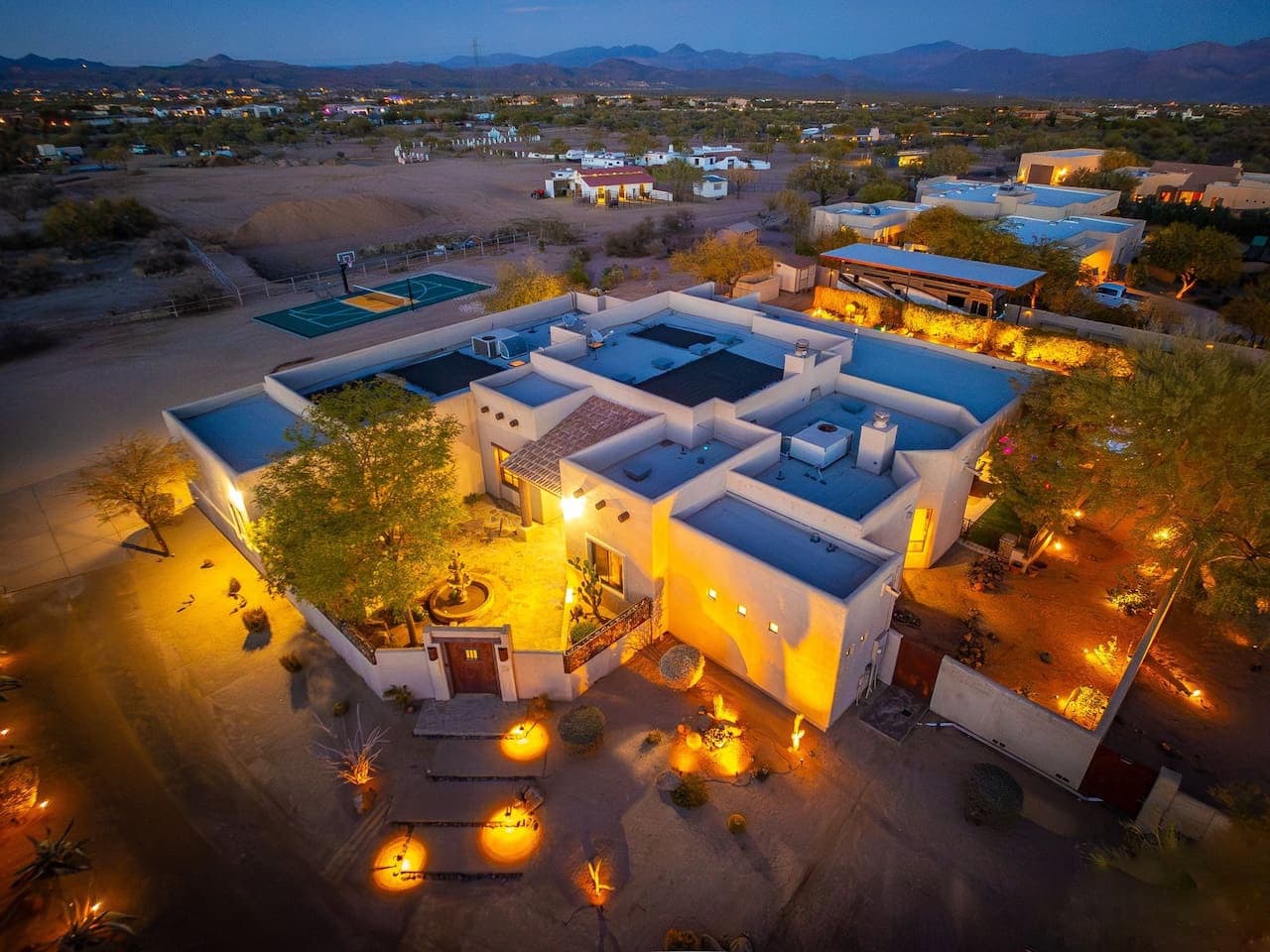 Dreamy Desert Villa - Image 3