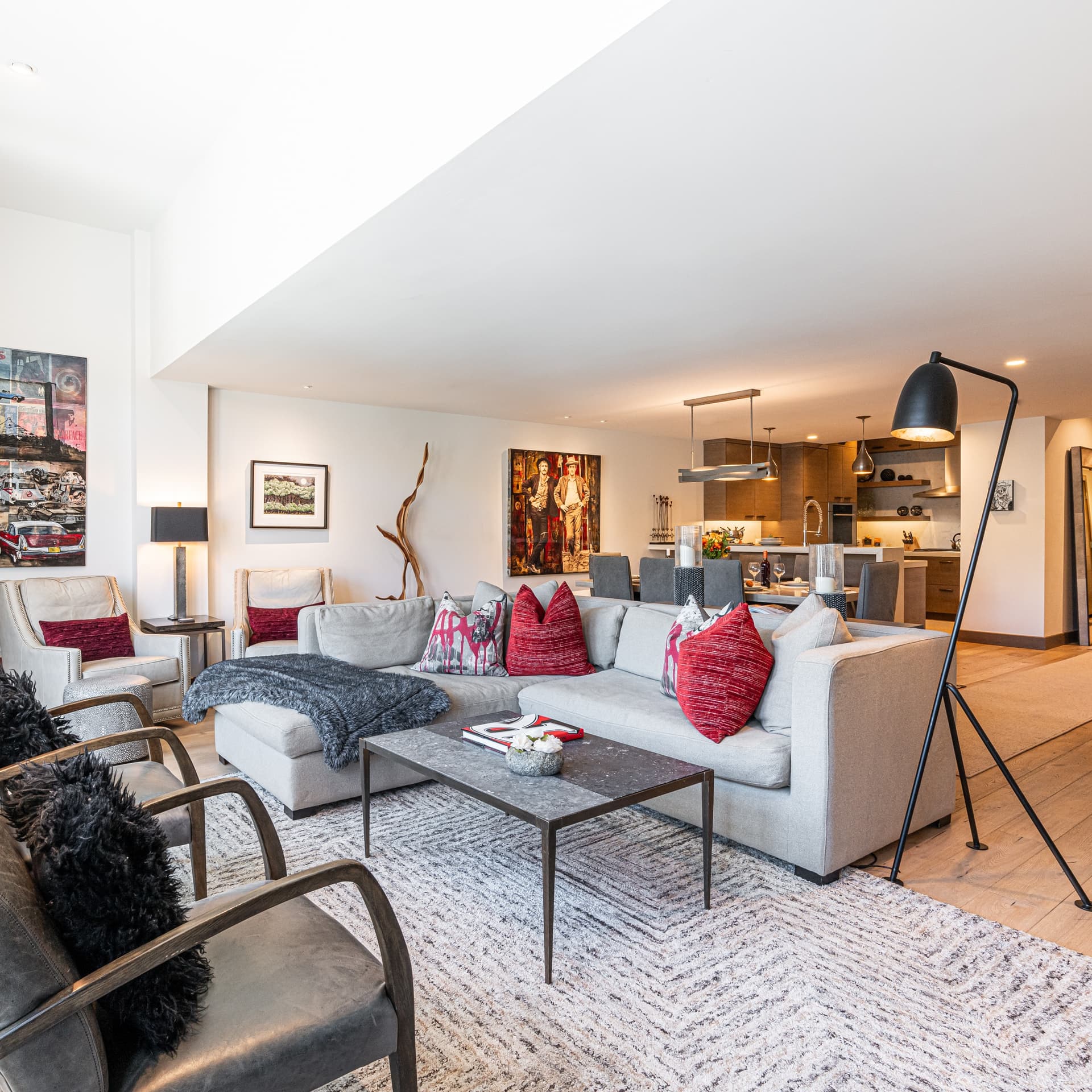 Penthouse on Main E + F - Image 24