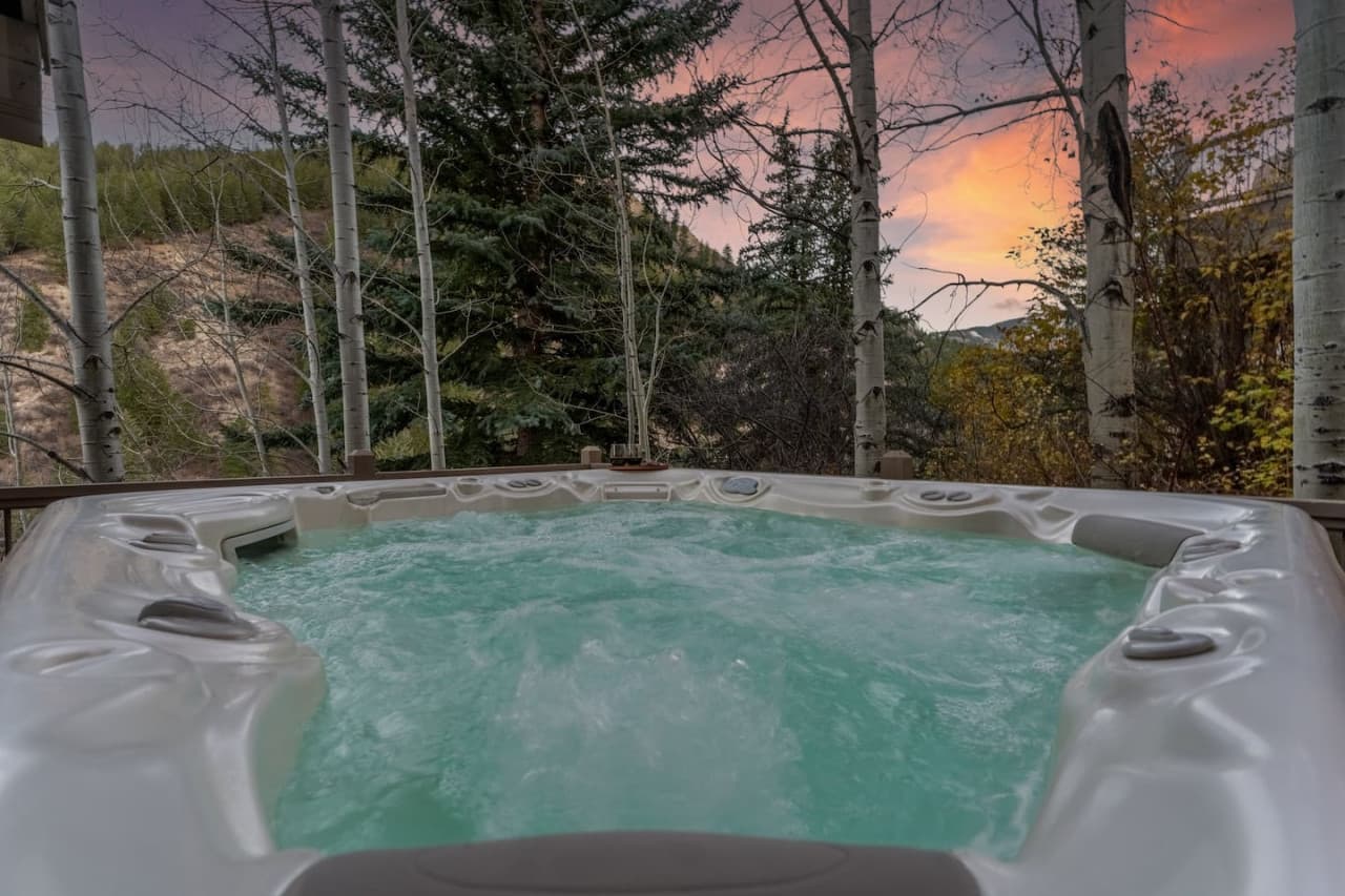 Rocky Mountain Retreat - Image 2