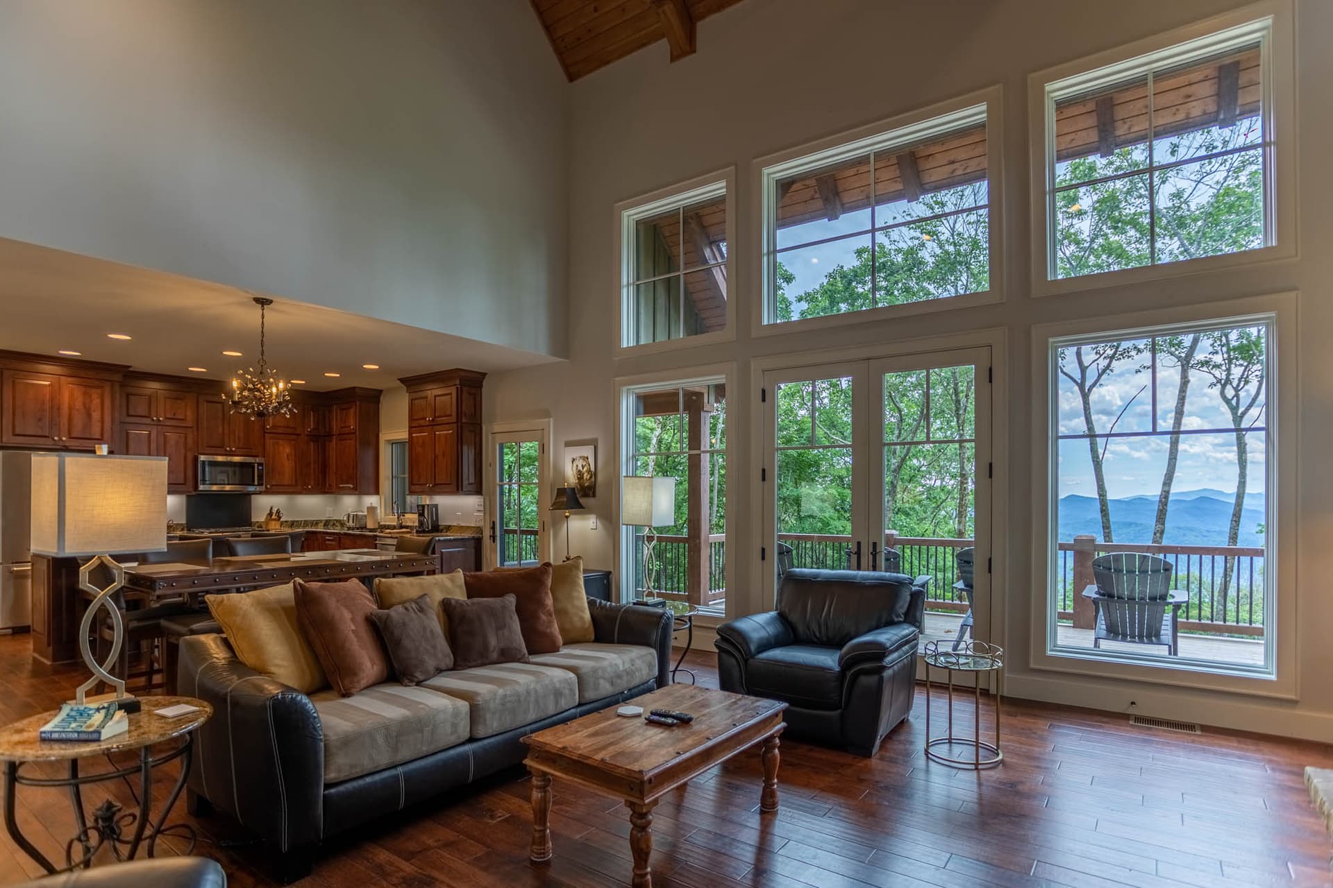 Longview House - Image 5