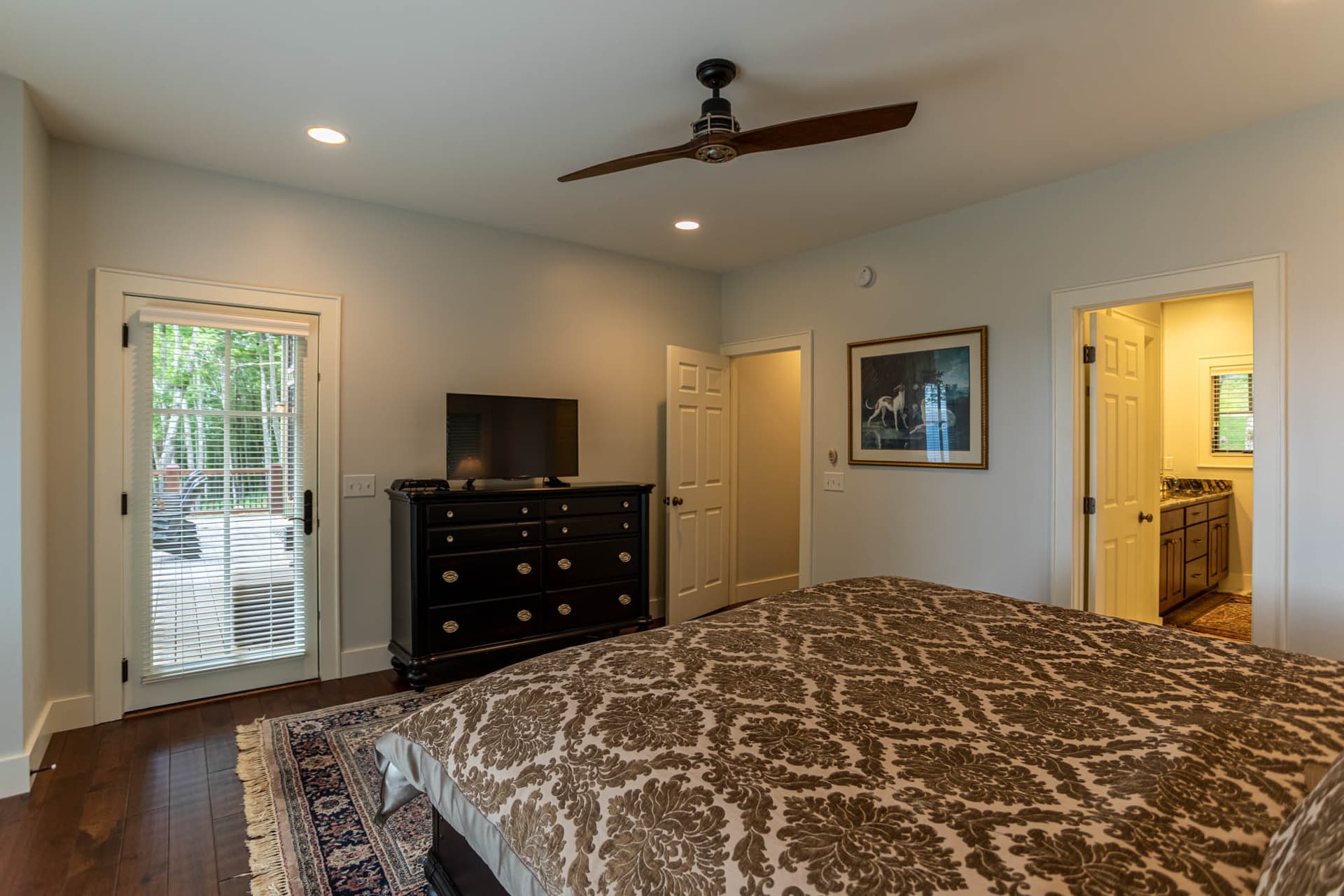 Longview House - Image 11