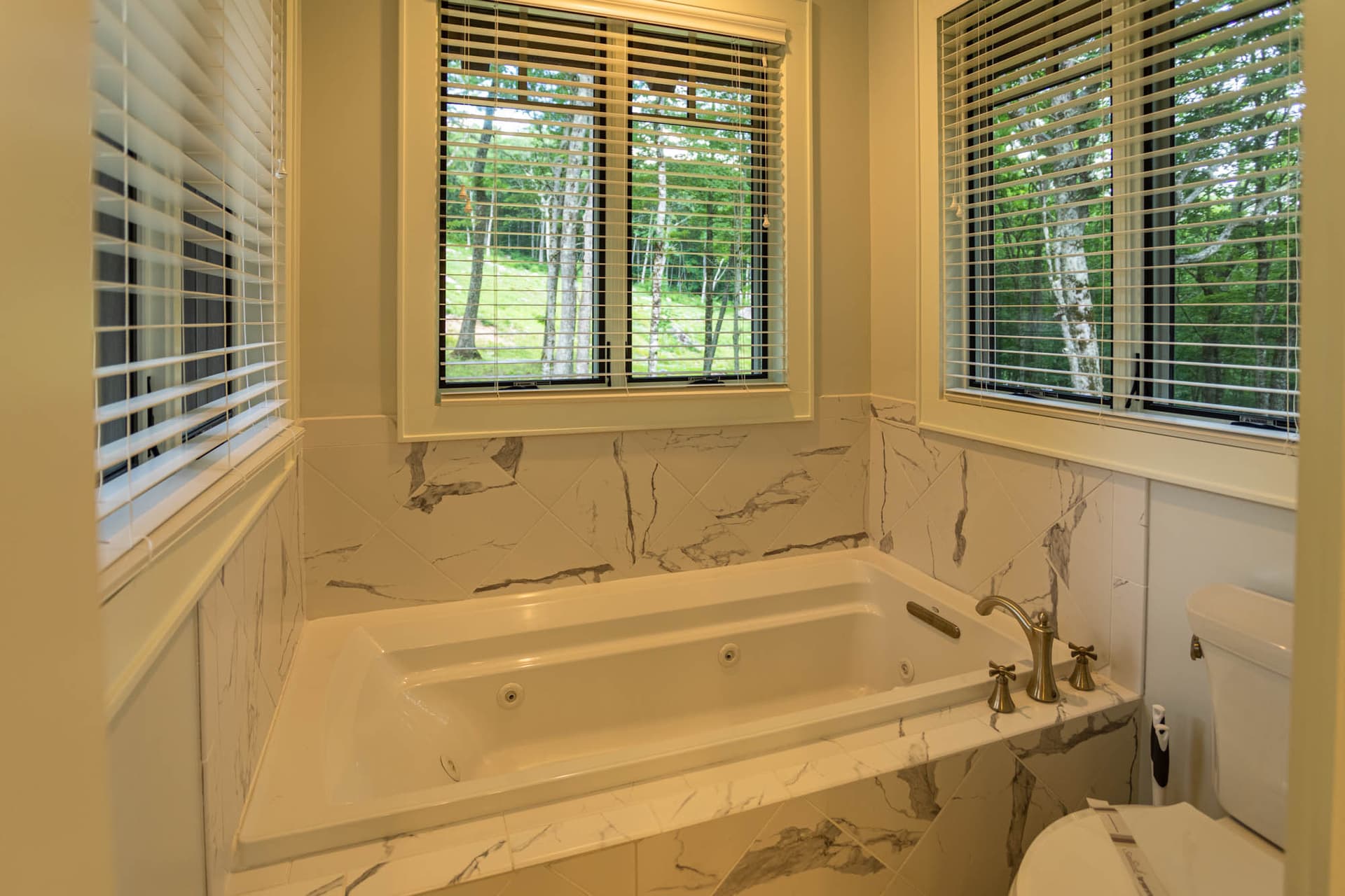 Longview House - Image 13