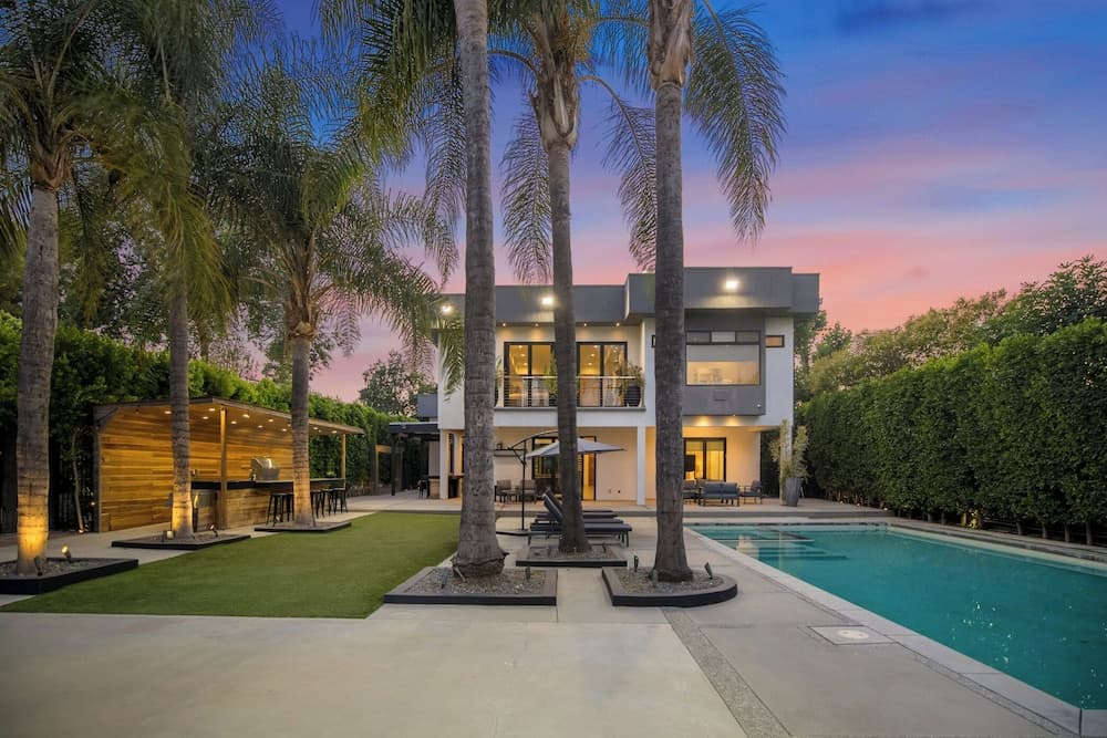 Louise Modern - Image 34