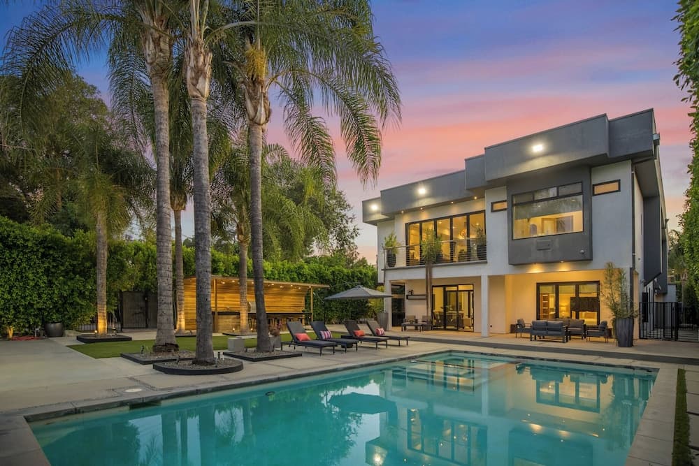 Louise Modern - Image 37