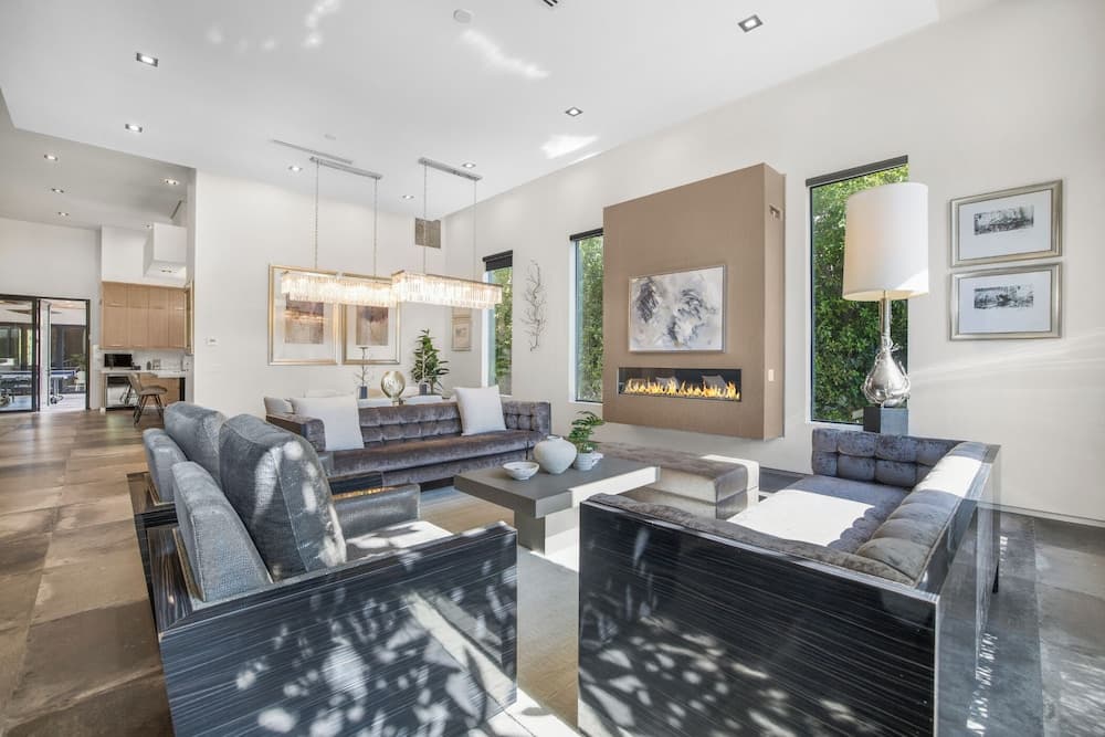 Louise Modern - Image 49