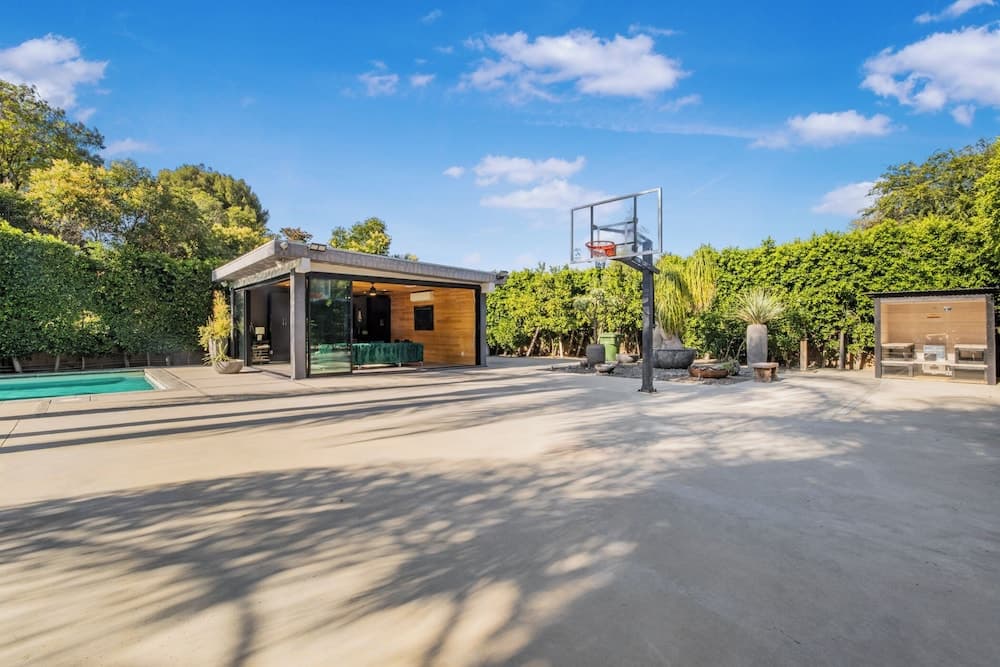 Louise Modern - Image 66