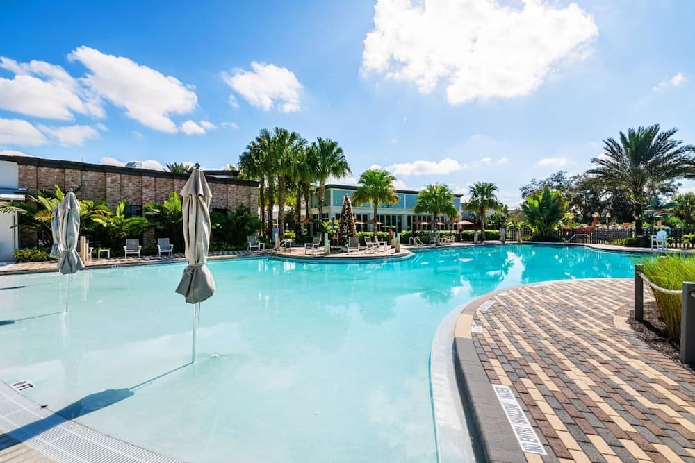 Lovely Townhome - Image 3