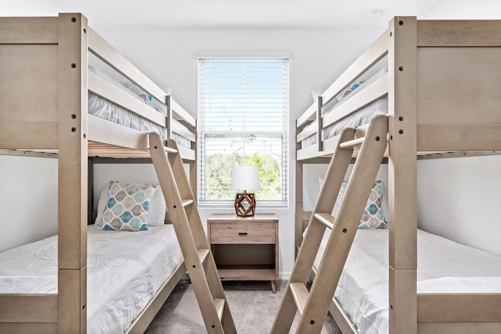 Lovely Townhome - Image 17