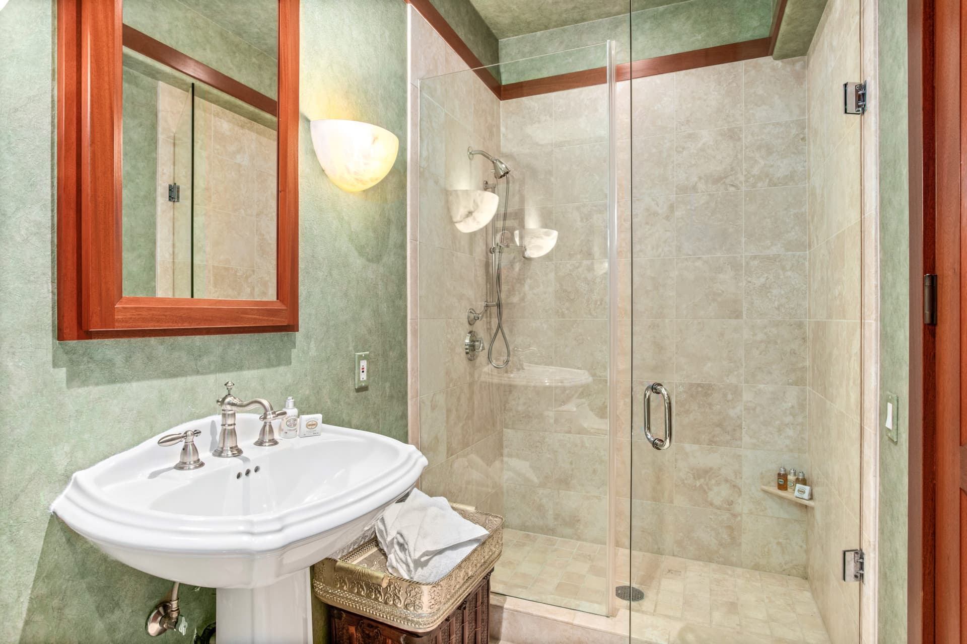 Kumukehu 15 - Image 12