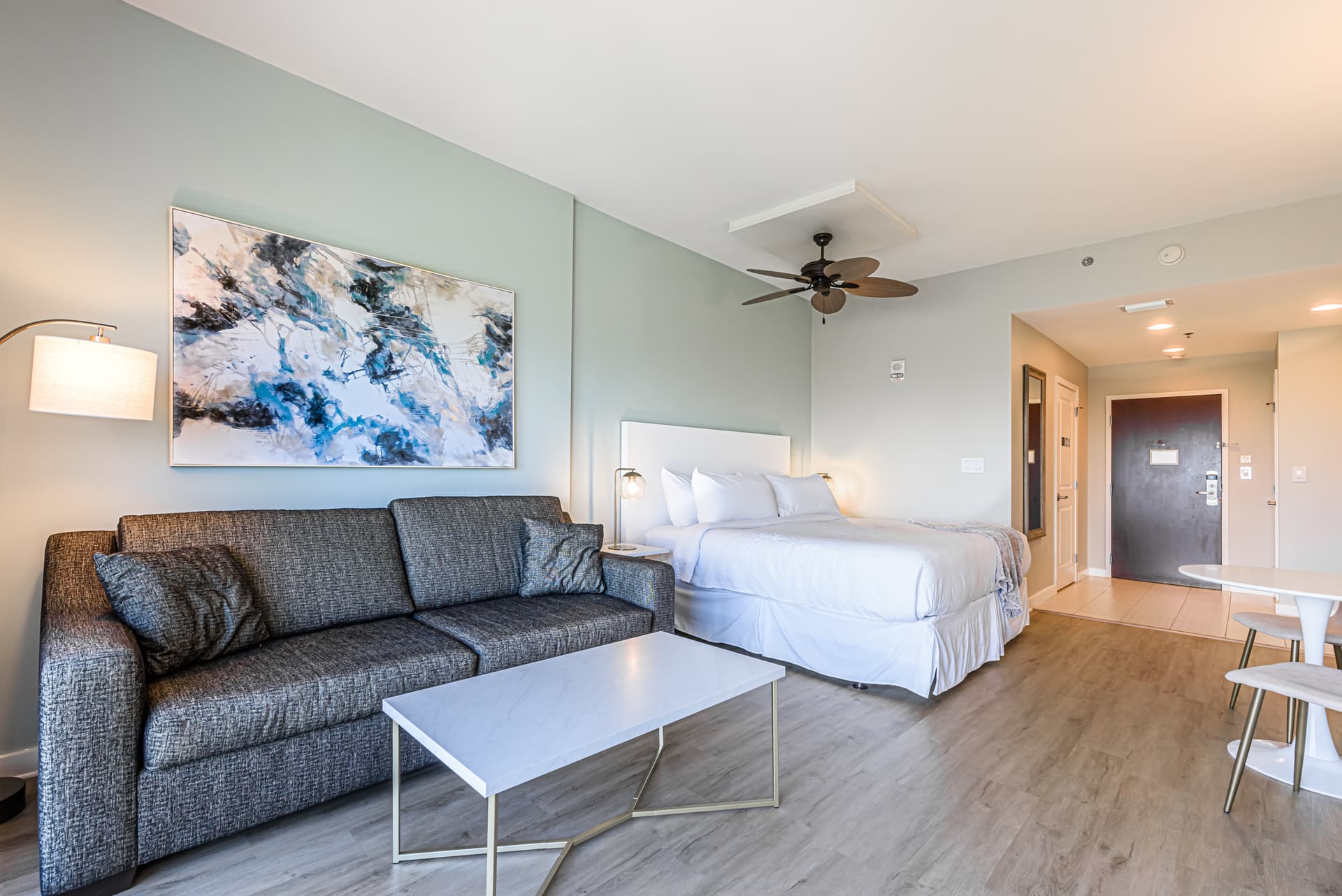 Lagoon Residence - Image 5