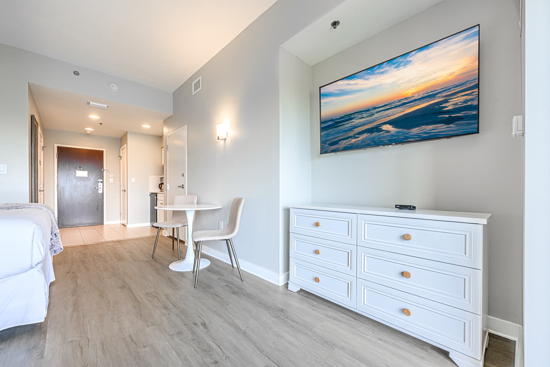 Lagoon Residence - Image 8