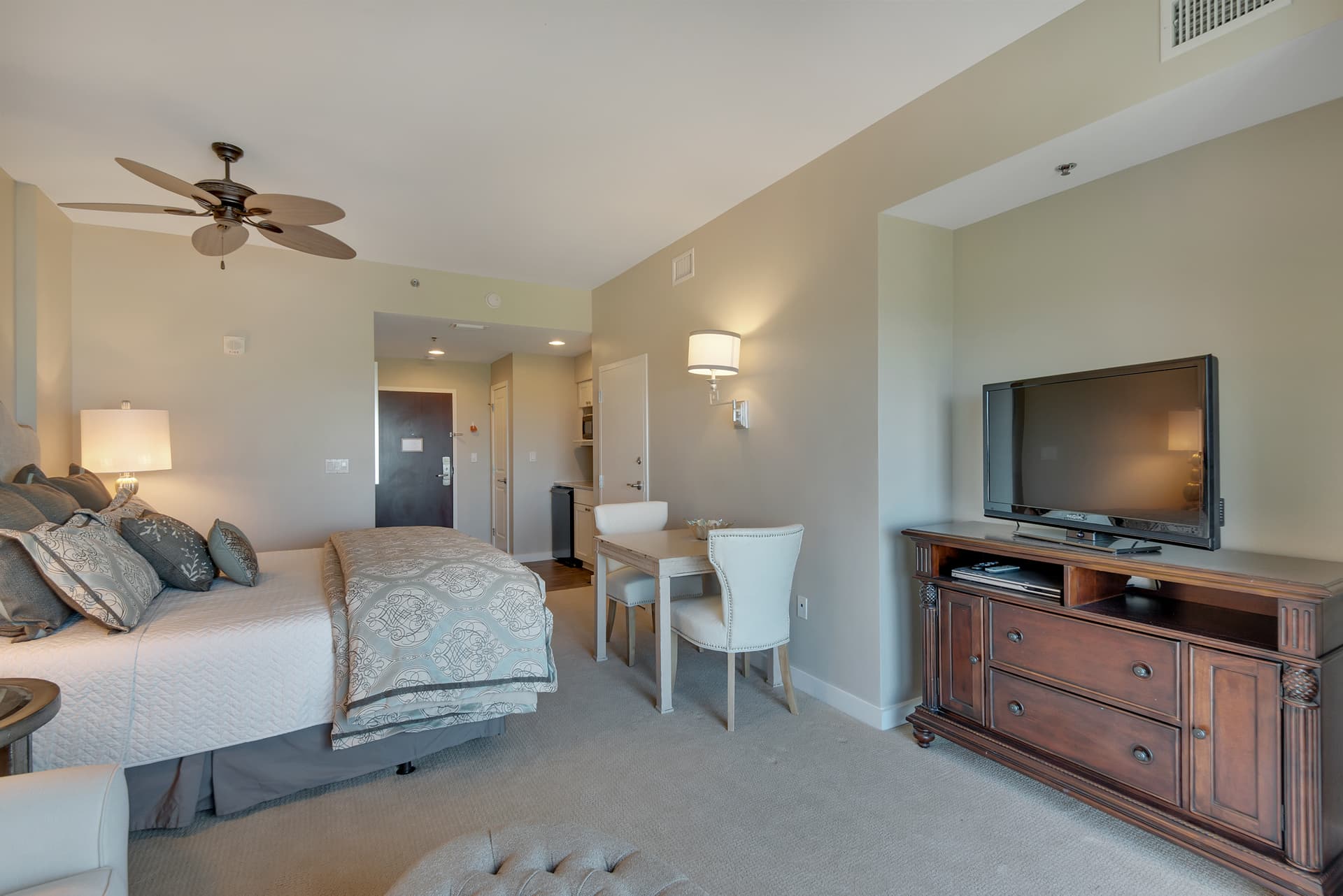 Luau I #7202/7204 - Image 21