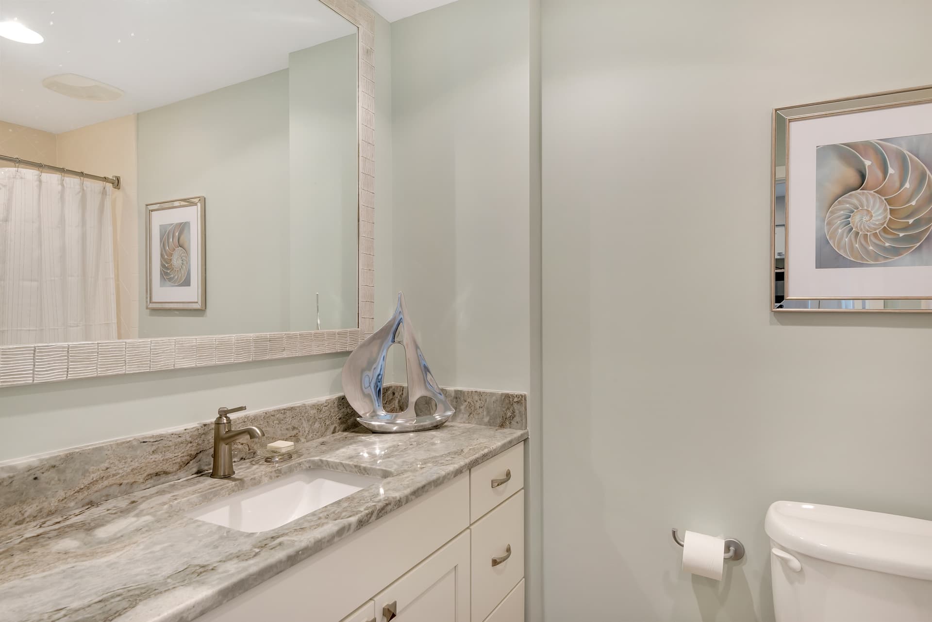 Luau I #7202/7204 - Image 24