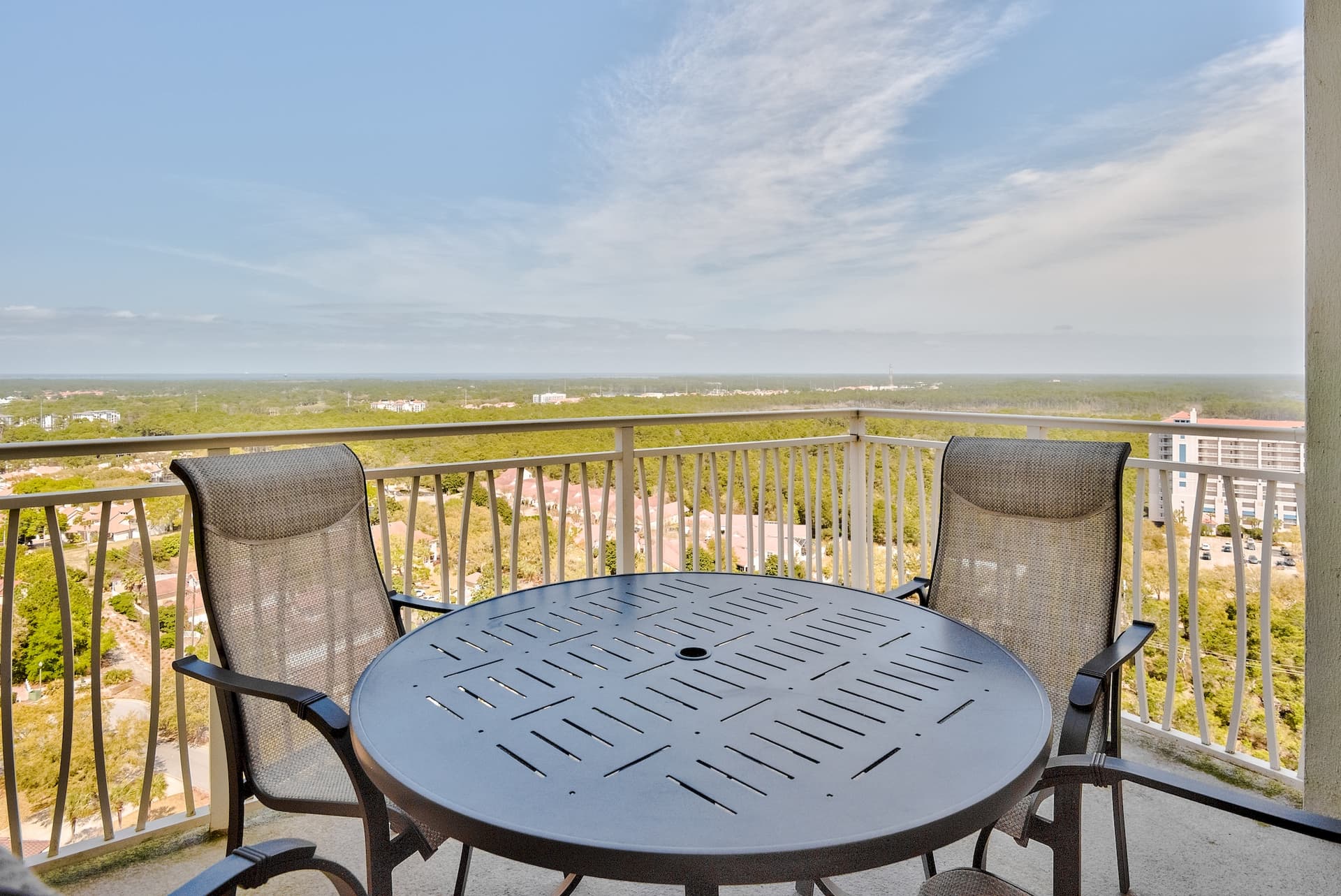 Luau Condo #7907 - Image 4