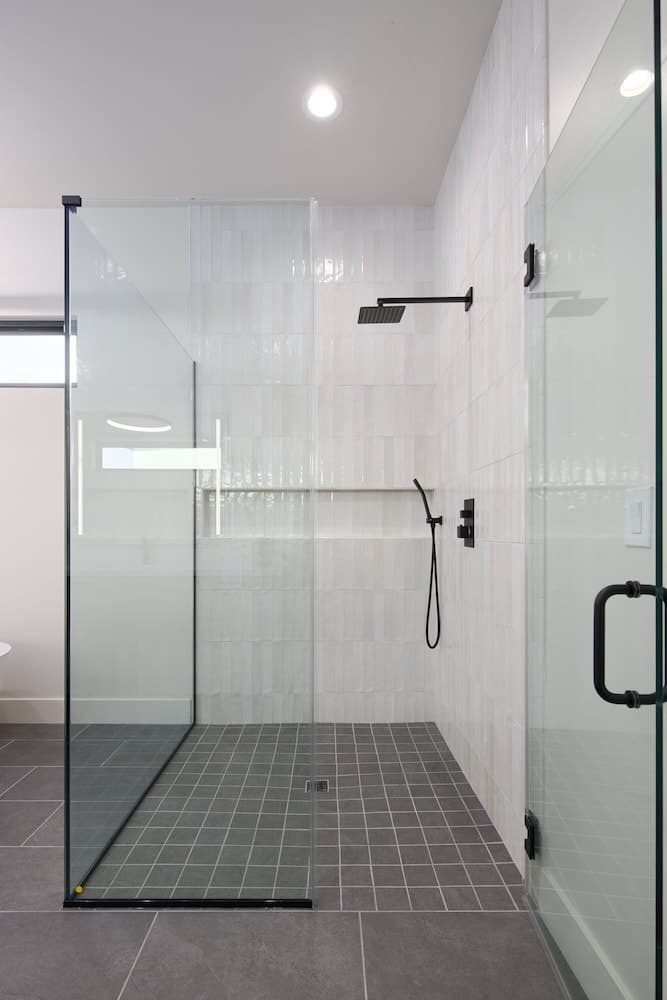 Luna Luxe - Image 21