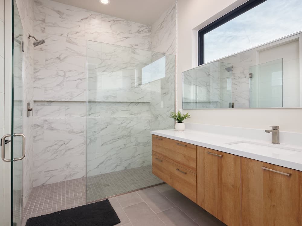 Luna Luxe - Image 26