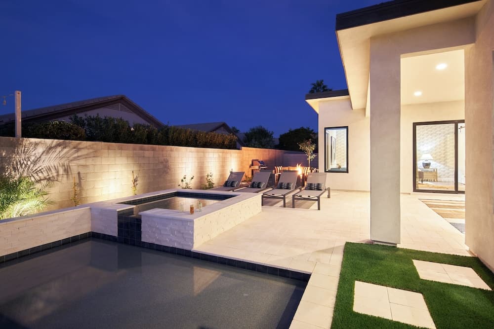 Luna Luxe - Image 46