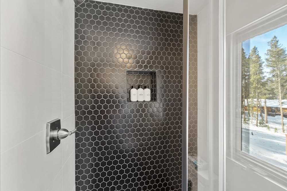 Lupine Peak - Image 9