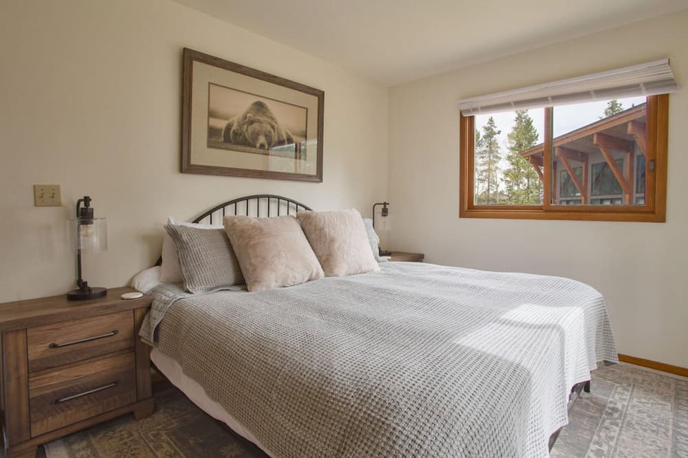 Lupine Peak - Image 19