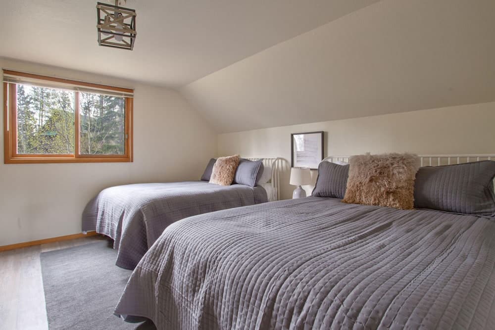 Lupine Peak - Image 23