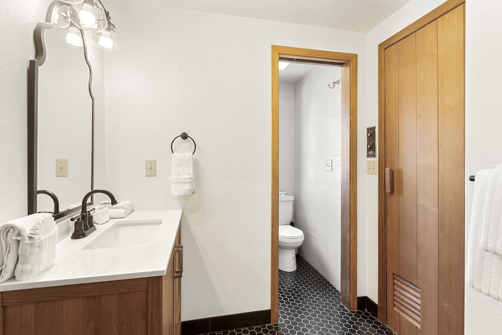 Lupine Peak - Image 25