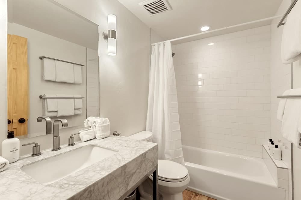 Lupine Peak - Image 32