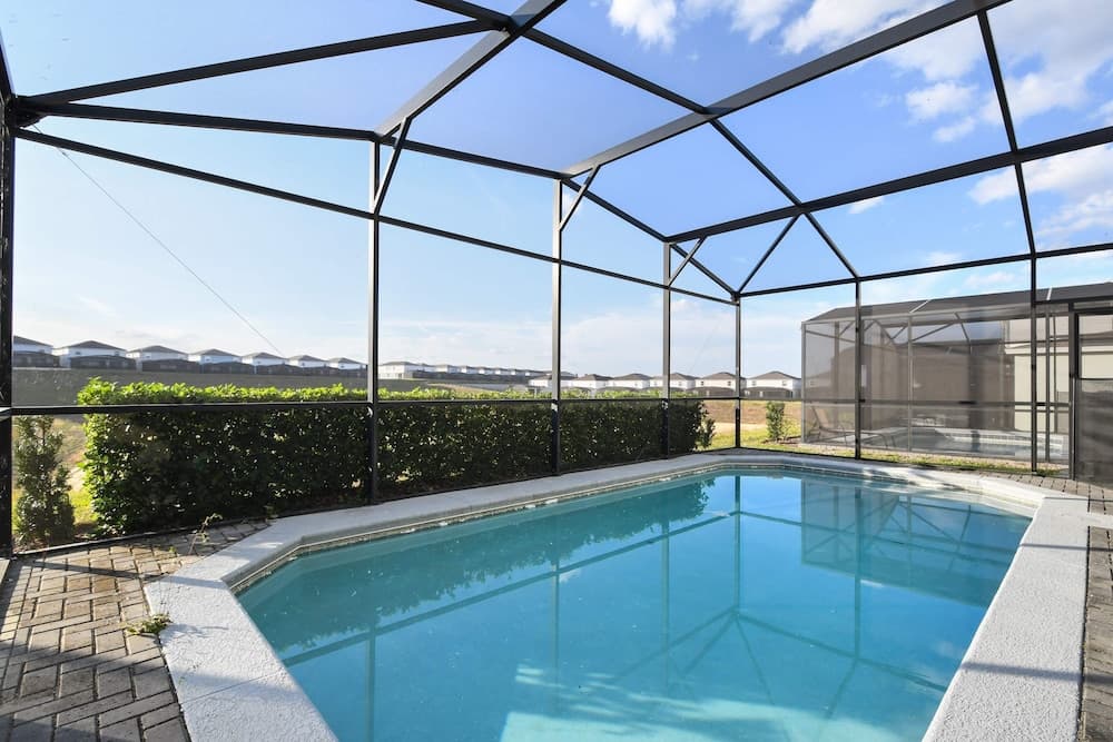 Aloha Grande - Image 2