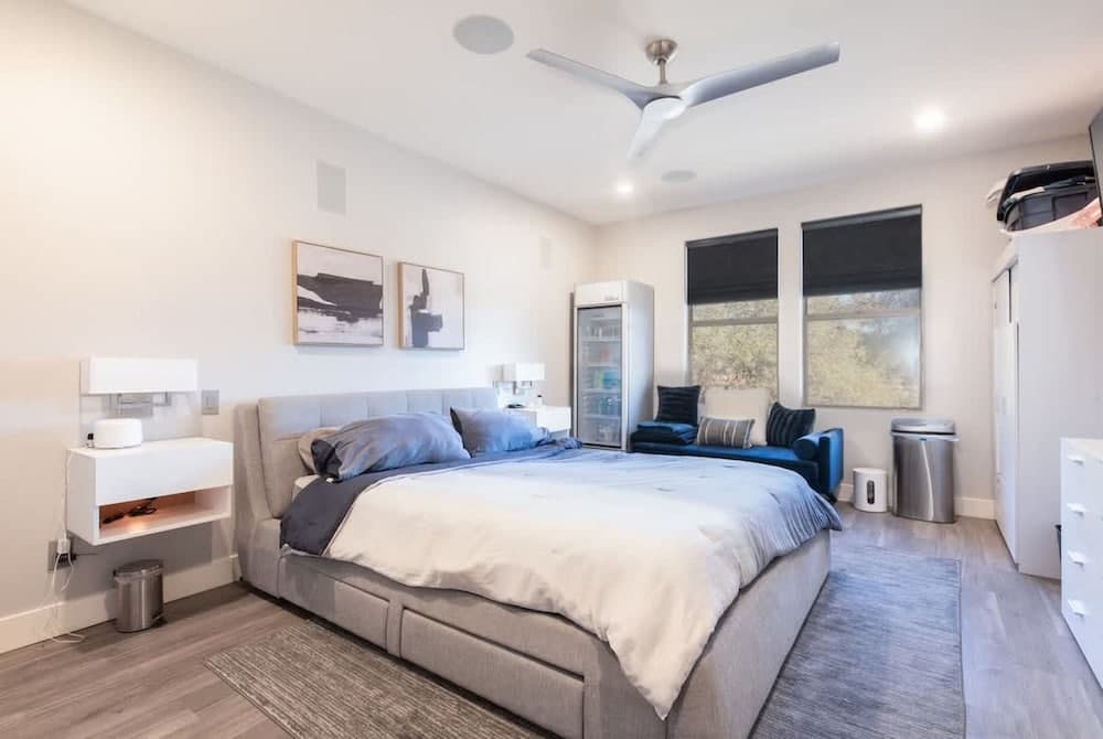 Lux Scottsdale Condo #2095 - Image 4