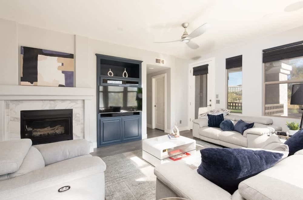 Lux Scottsdale Condo #2095 - Image 5