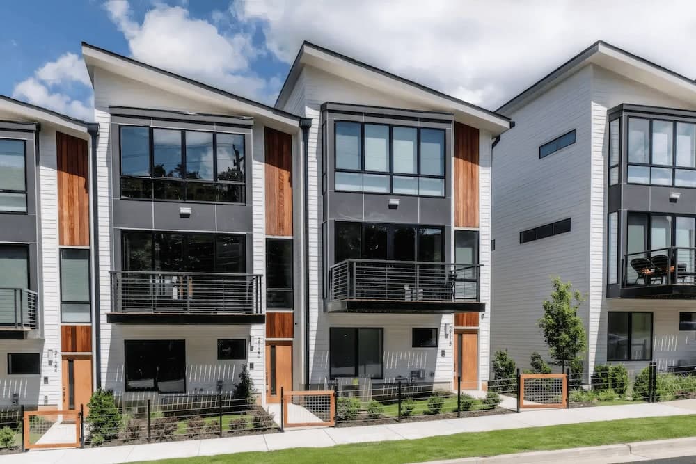 Ninth Avenue Modern Retreat - Image 31