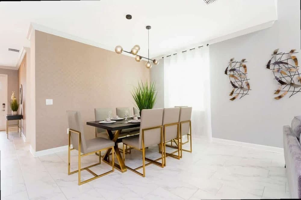 Bluemont Garden - Image 4