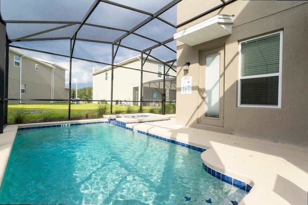 Bluemont Garden - Image 2