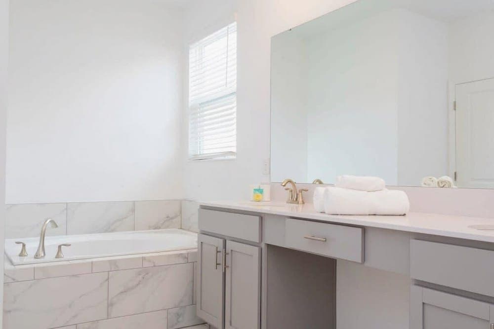 Bluemont Garden - Image 40