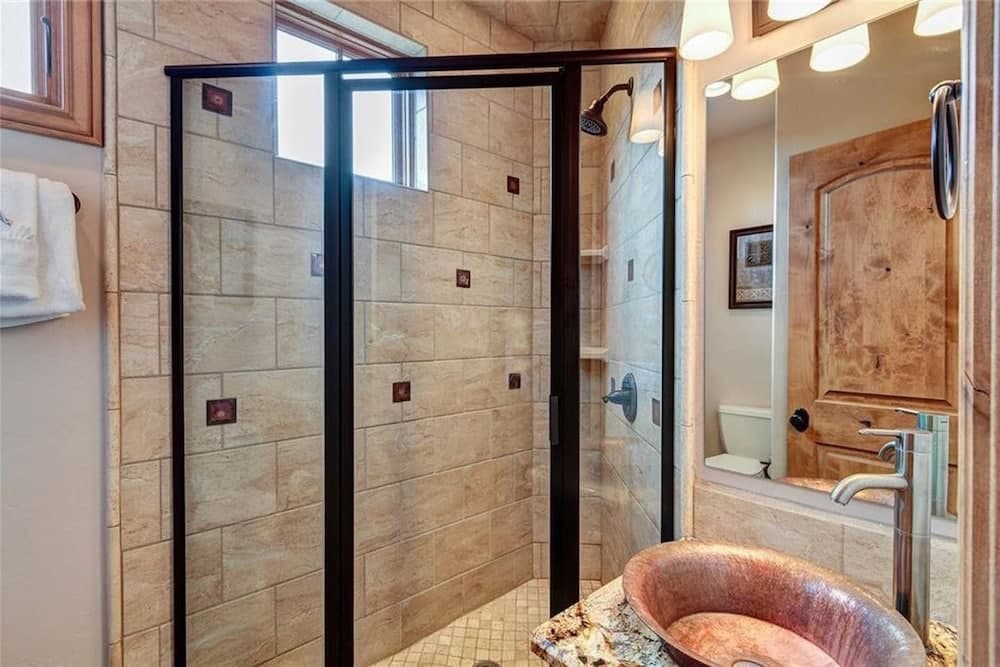 Luxe Alpine Loft - Image 6