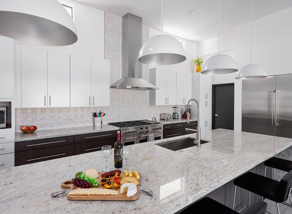 Modern Mansion - Image 10