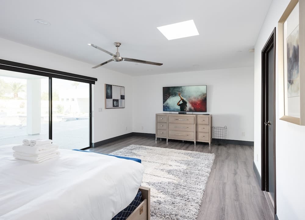 Modern Mansion - Image 42